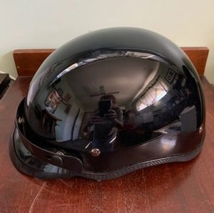 Motorcycle helmet